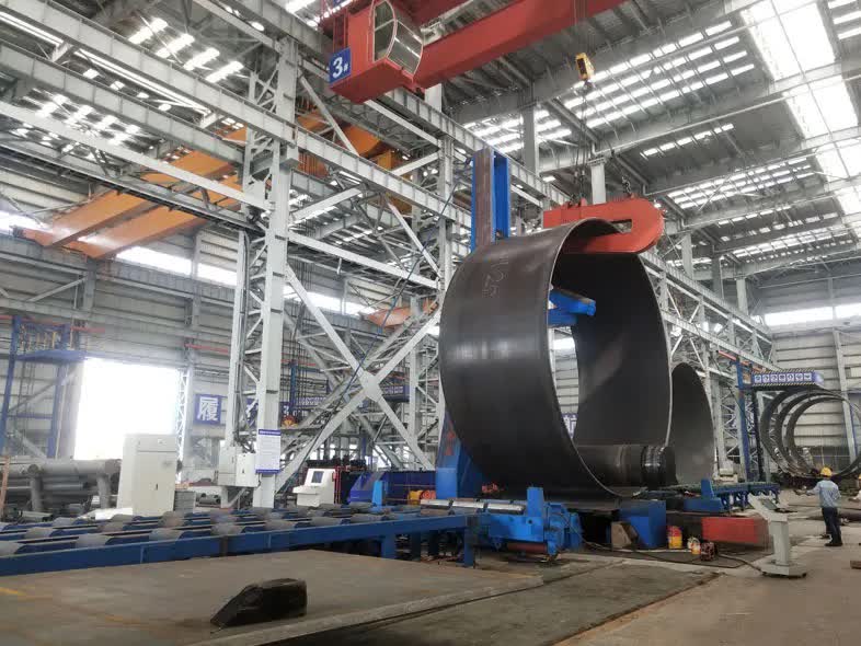 關(guān)于風(fēng)塔卷板機(jī)的案例 關(guān)于風(fēng)塔卷板機(jī)的案例